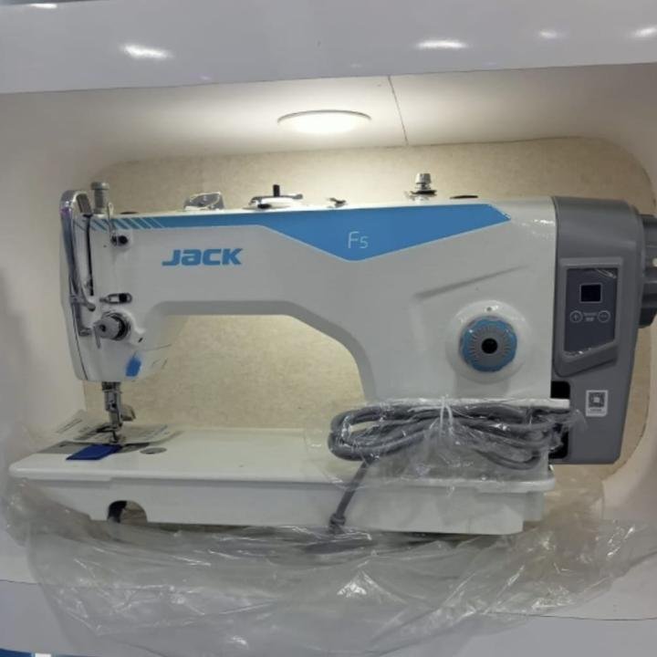 JACK BRAND JK- F5  INDUSTRIAL SEWING MACHINE WITH COMPLETE  SET