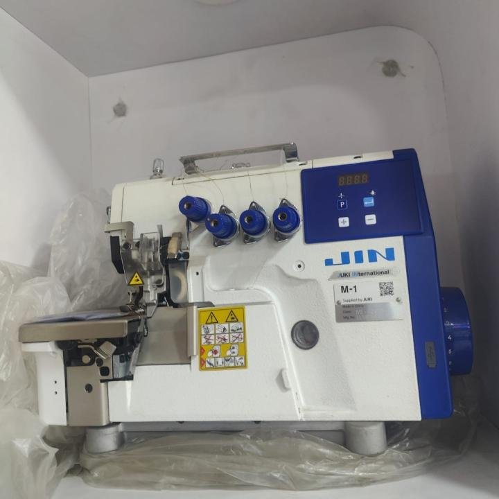 JIN M-1-424 NS FOUR THREAD OVERLOCK INDUSTRIAL SEWING MACHINE WITH COMPELETE SET